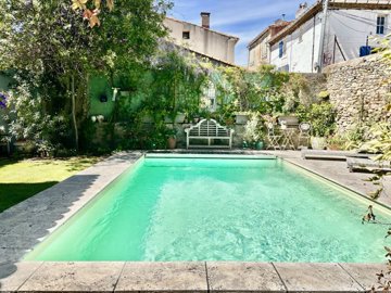 d5fada9d71084c204c28903081bbda45d68e84a1de409