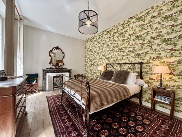 Image No.9-8 Bed House for sale