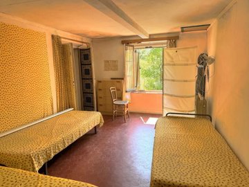 8ffa38a977aa81c1a5374578640509c5d62a3d655b192