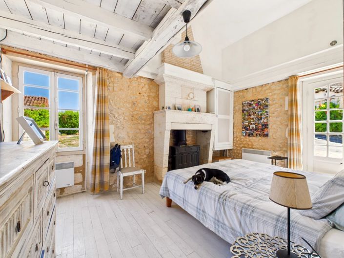 Image No.15-4 Bed House for sale