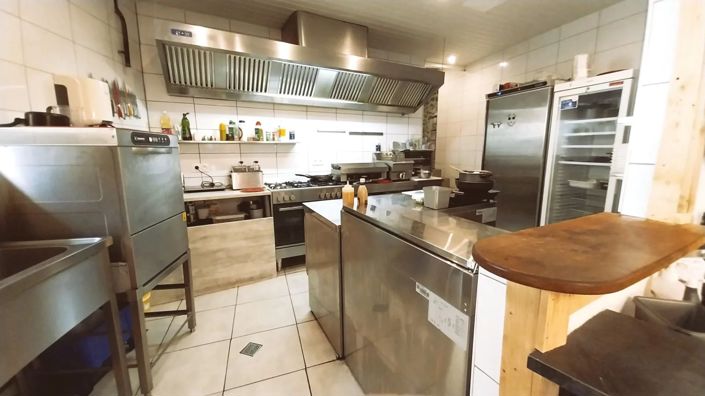 Image No.4-Commercial de 3 chambres à vendre à Najac