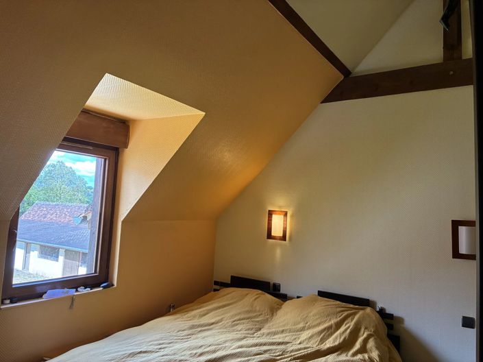 Image No.12-4 Bed House for sale