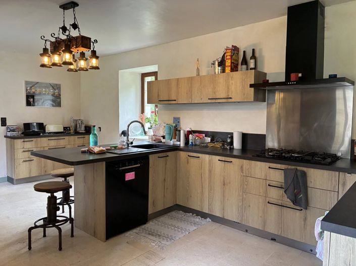 Image No.6-4 Bed House for sale