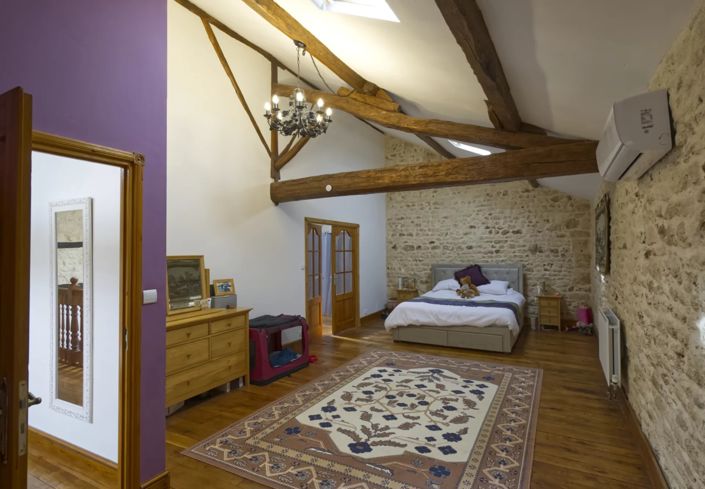 Image No.10-5 Bed House for sale