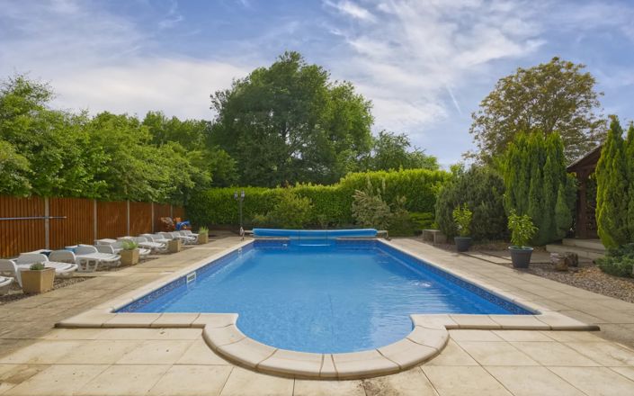 Image No.3-5 Bed House for sale