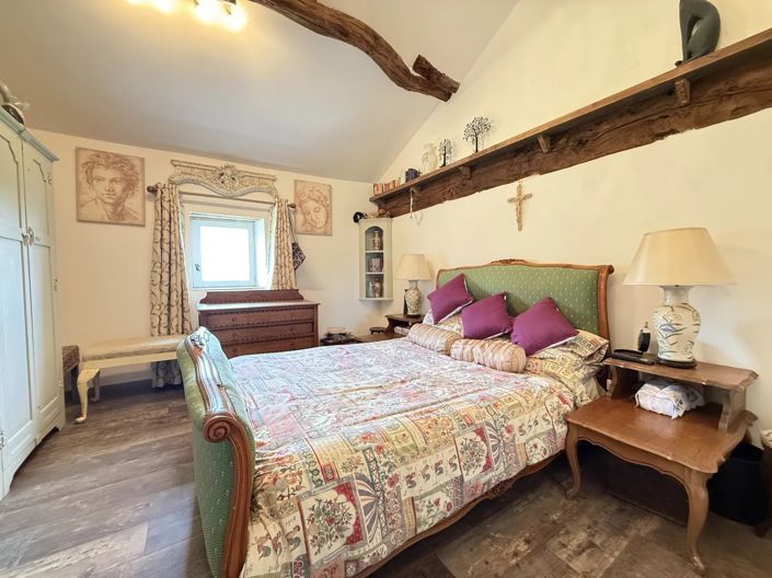 Image No.11-3 Bed House for sale