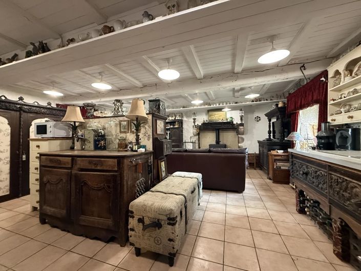 Image No.6-3 Bed House for sale