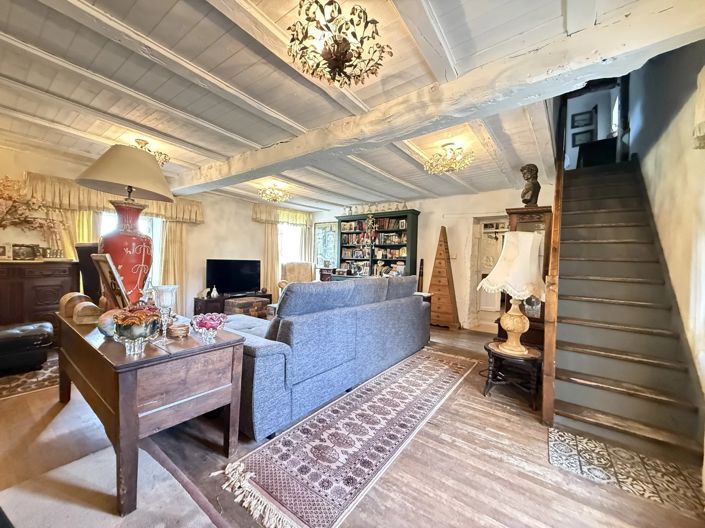 Image No.8-3 Bed House for sale