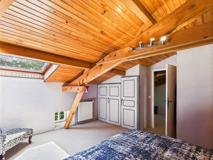 Image No.14-5 Bed House for sale