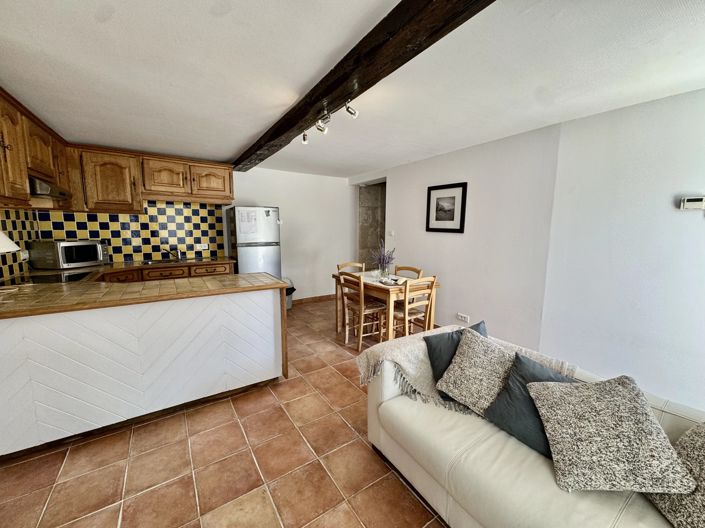 Image No.10-7 Bed House for sale