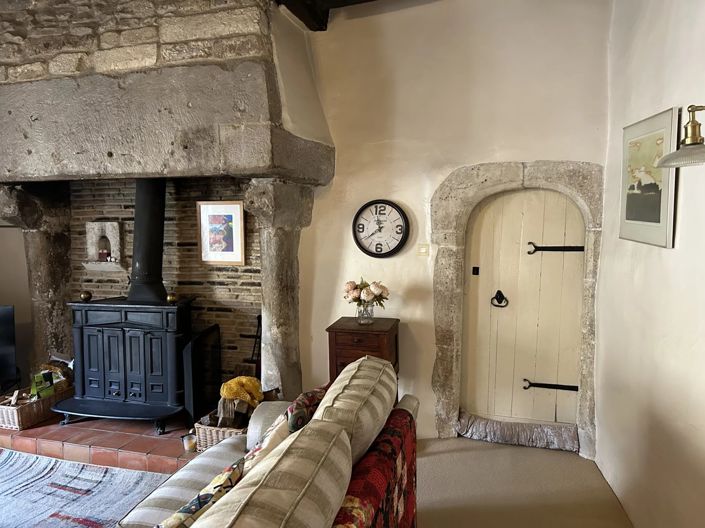 Image No.4-3 Bed Village House for sale