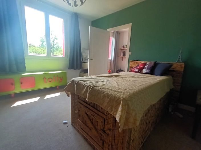 Image No.6-Maison de village de 3 chambres à vendre à Chassenon