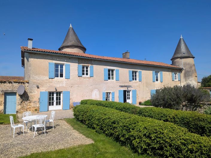Image No.1-Ferme de 4 chambres à vendre à Linazay