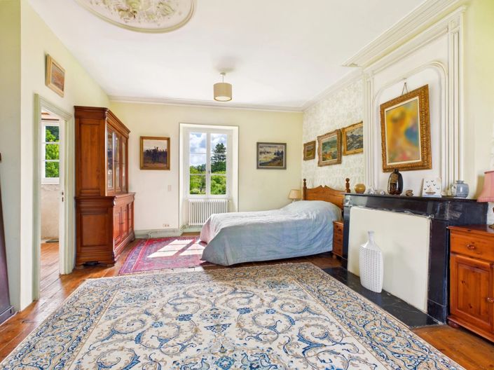 Image No.7-4 Bed Farmhouse for sale