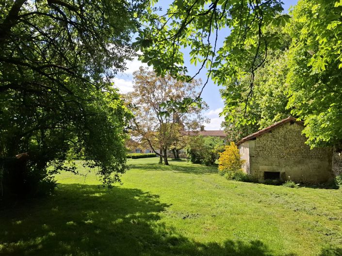 Image No.13-4 Bed Farmhouse for sale