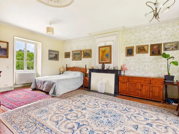 Image No.4-4 Bed Farmhouse for sale