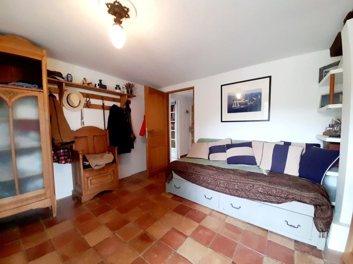 Image No.9-3 Bed Village House for sale