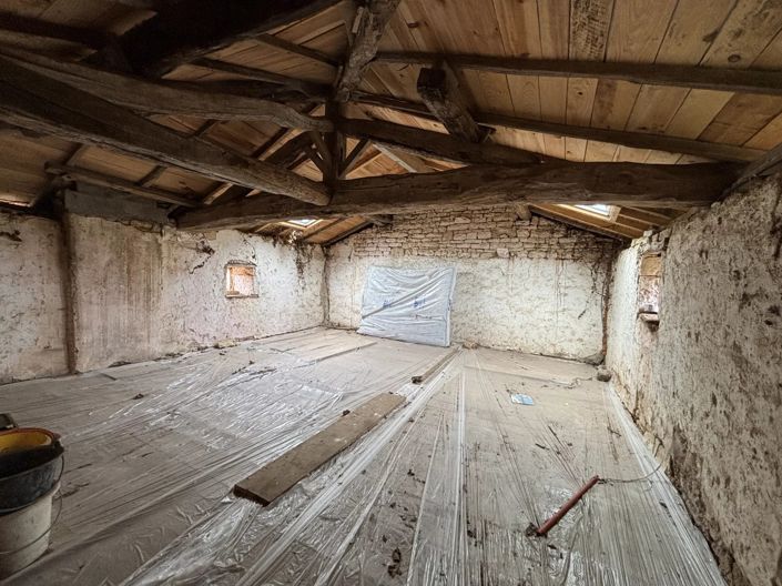 Image No.15-3 Bed House for sale