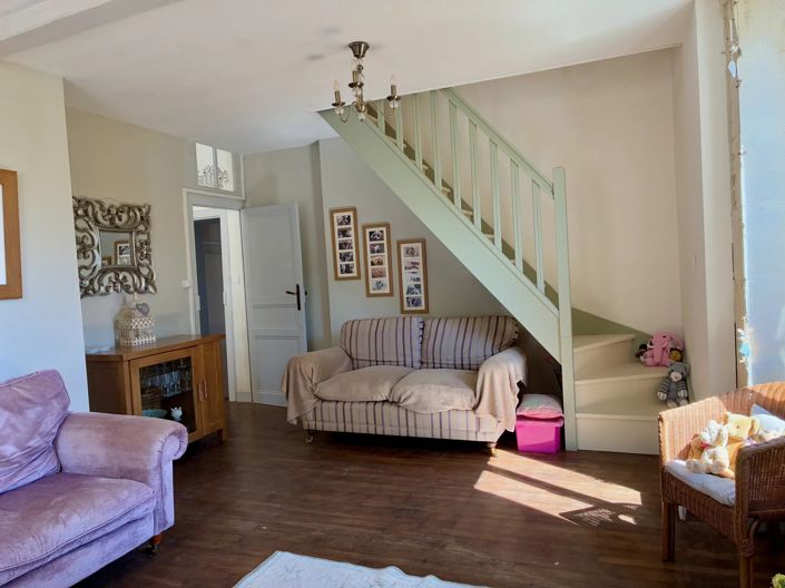 Image No.5-3 Bed House for sale