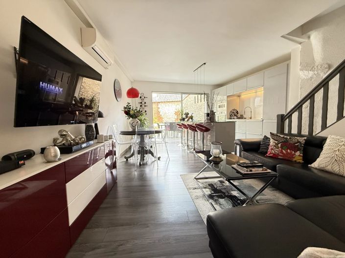 Image No.7-3 Bed Village House for sale