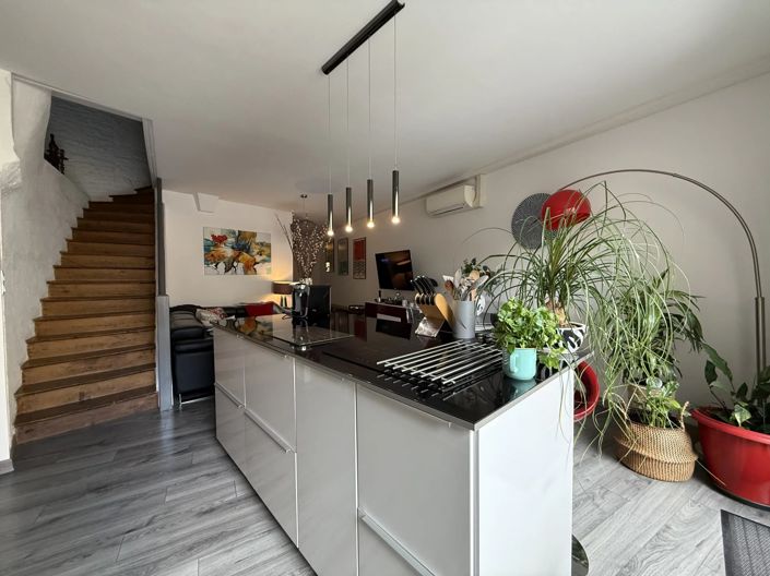 Image No.8-3 Bed Village House for sale