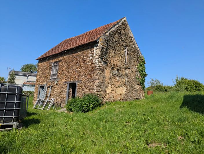 Image No.10-3 Bed Village House for sale