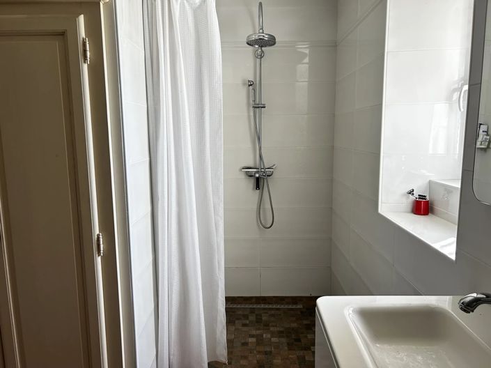 Image No.14-4 Bed House for sale