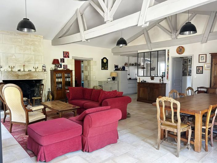 Image No.3-4 Bed House for sale