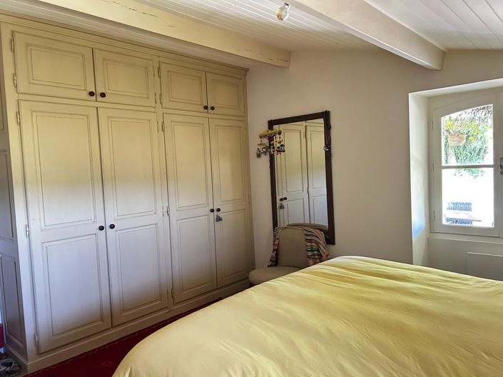 Image No.9-4 Bed House for sale