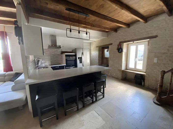 Image No.3-Maison de 3 chambres à vendre à Ruffec