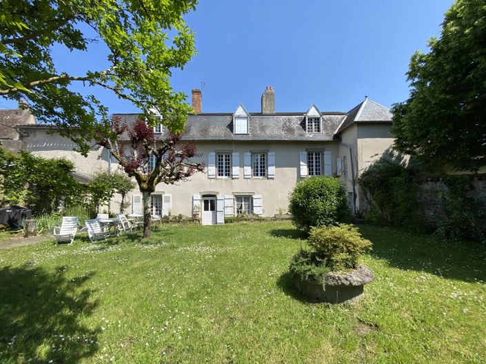 Image No.1-6 Bed House for sale