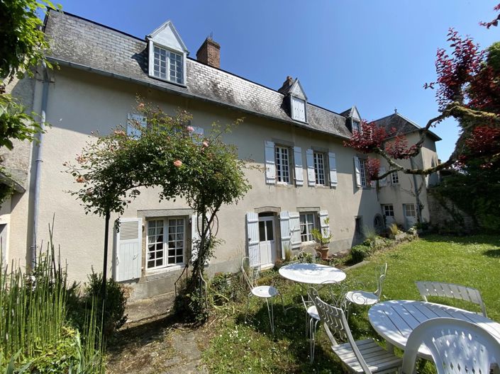 Image No.1-6 Bed House for sale