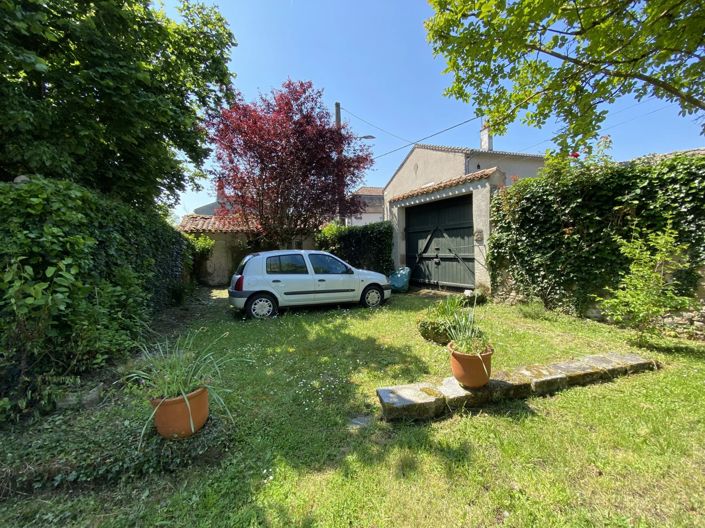 Image No.13-6 Bed House for sale