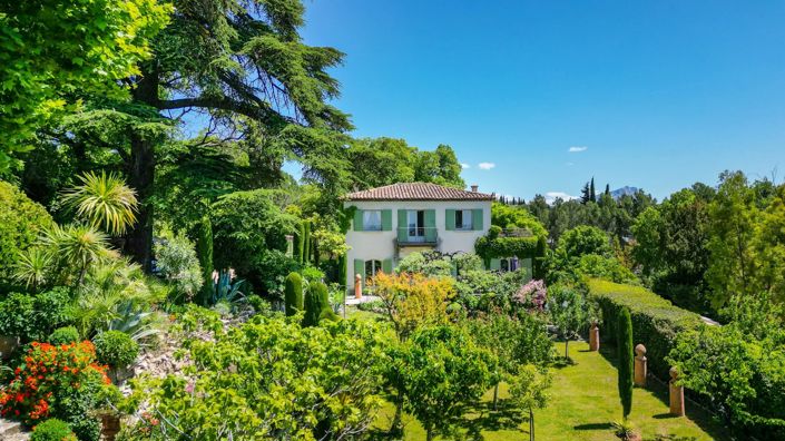 Image No.15-7 Bed Property for sale