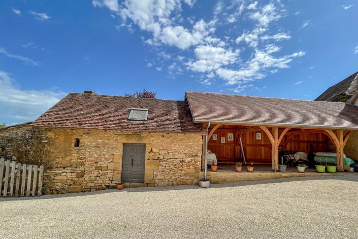 Image No.5-7 Bed House for sale