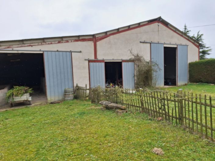 Image No.8-5 Bed House for sale
