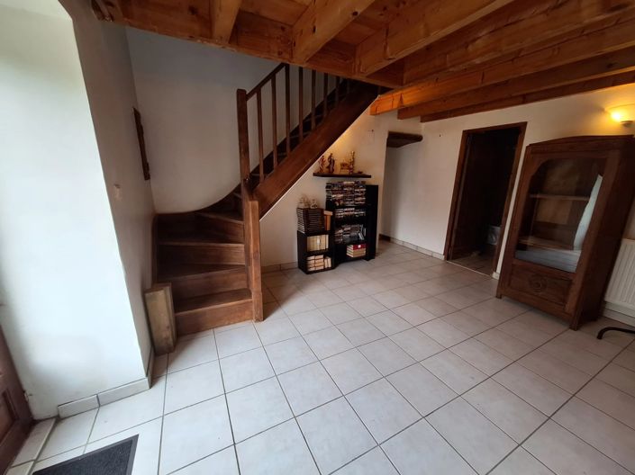 Image No.9-5 Bed House for sale