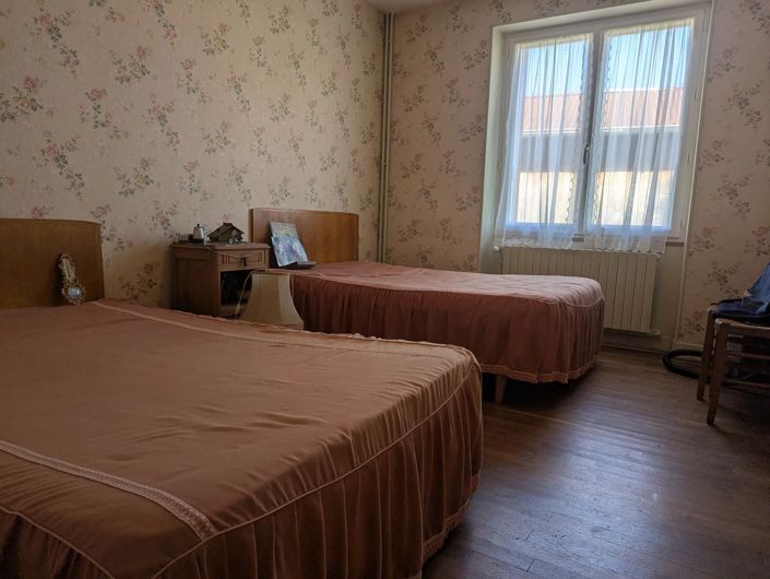 Image No.6-3 Bed Village House for sale