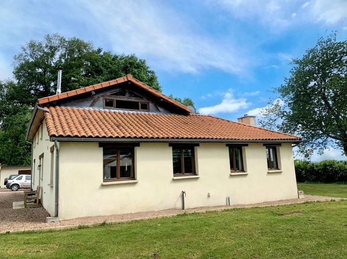 Image No.10-4 Bed House for sale