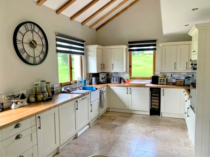 Image No.3-4 Bed House for sale