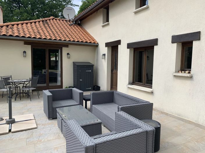 Image No.5-Maison de 4 chambres à vendre à Nontron