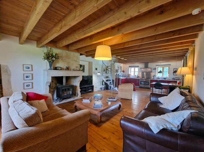 Image No.3-2 Bed House for sale