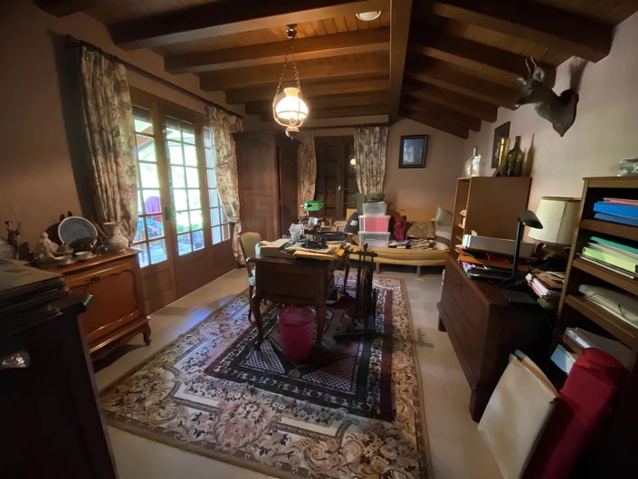 Image No.6-5 Bed House for sale