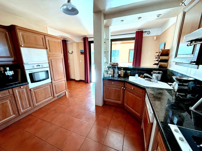 Image No.4-4 Bed House for sale