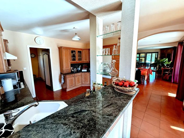 Image No.5-4 Bed House for sale
