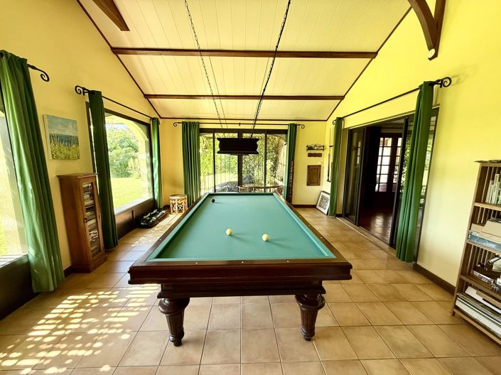 Image No.8-4 Bed House for sale