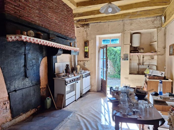 Image No.3-Maison de 2 chambres à vendre à Charroux