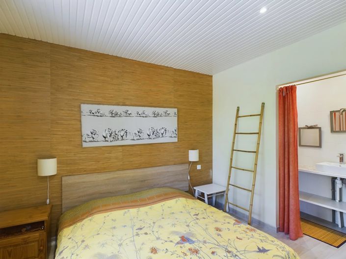 Image No.14-6 Bed House for sale