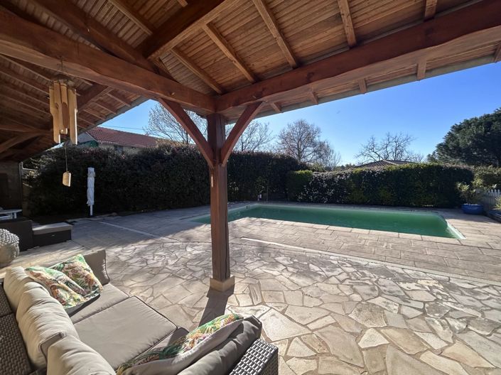Image No.2-6 Bed House for sale