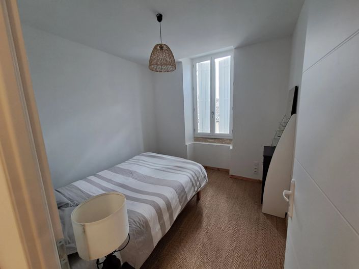 Image No.12-4 Bed House for sale